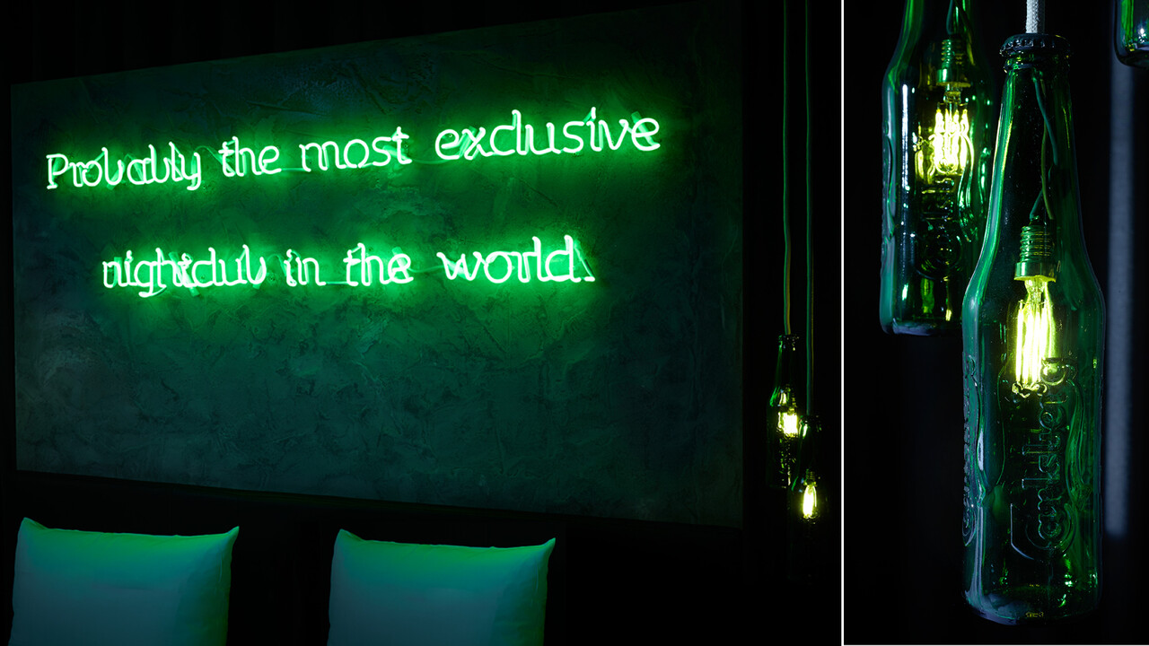 Carlsberg Aktion Neon Schriftzug Probably the most exclusive nightclub in the world.