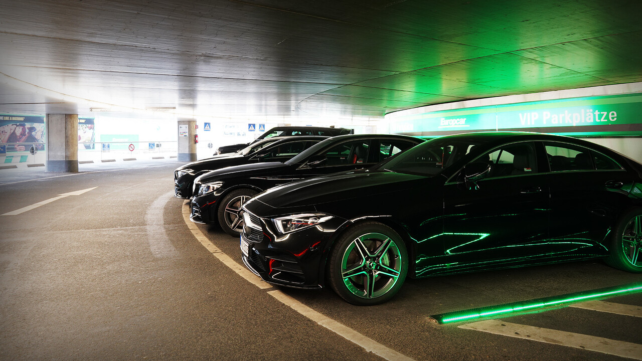 Europcar Hamburg Airport Branding Europcar Fahrzeuge in Parkhaus