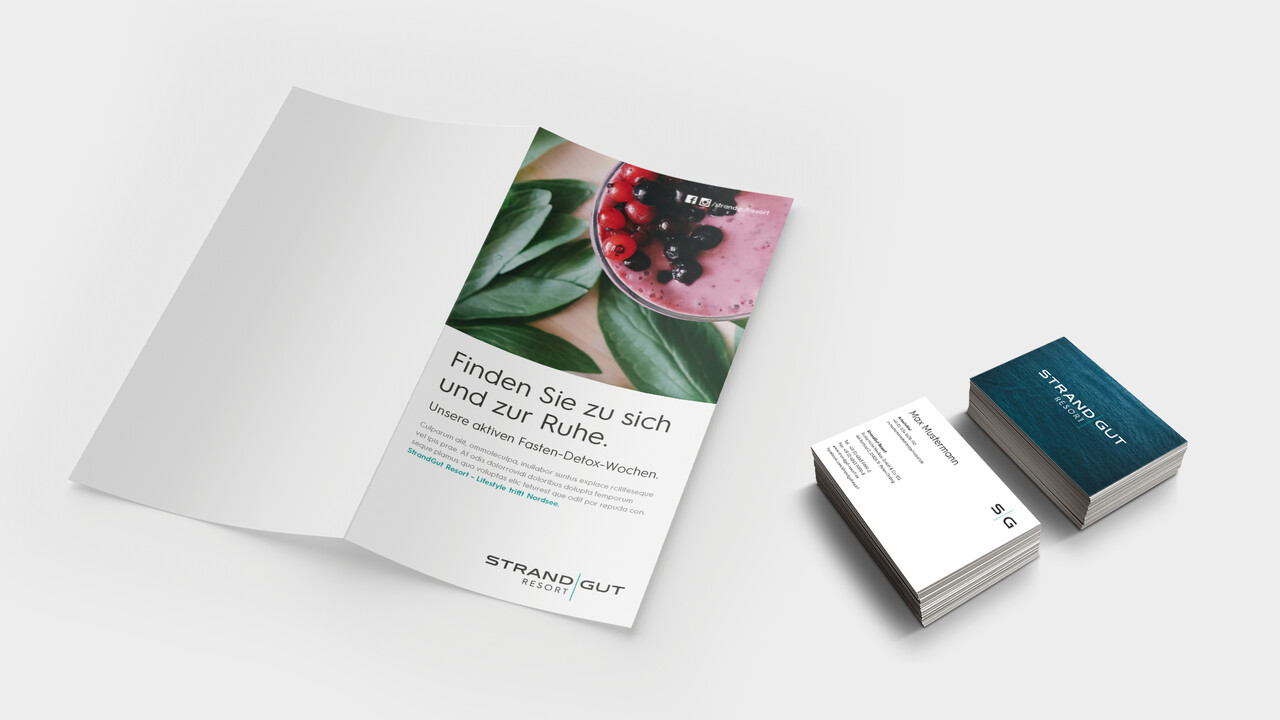 StrandGut Resorts Werbemittel Visitenkarte und Falzflyer